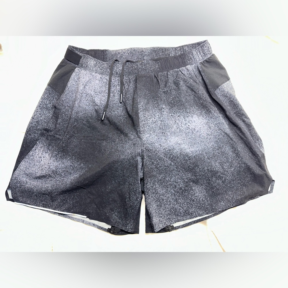 Lululemon Surge Lined Short with drawstring size L